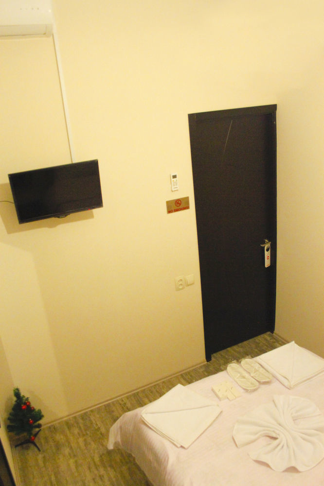 Apartment On Rustaveli Avenue Tbilisi Esterno foto