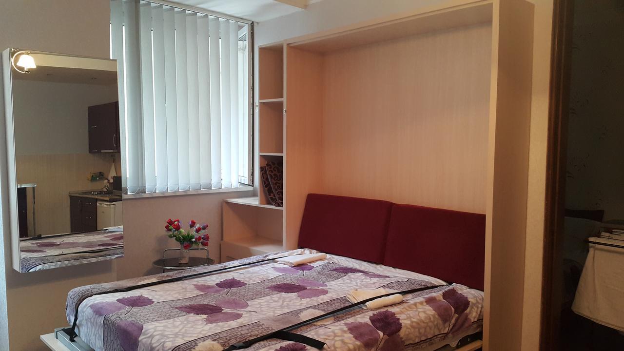 Apartment On Rustaveli Avenue Tbilisi Esterno foto